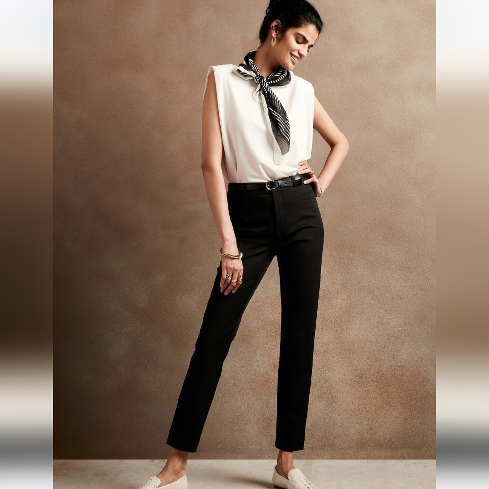 Black Sloan fit Banana Republic ankle dress pants
